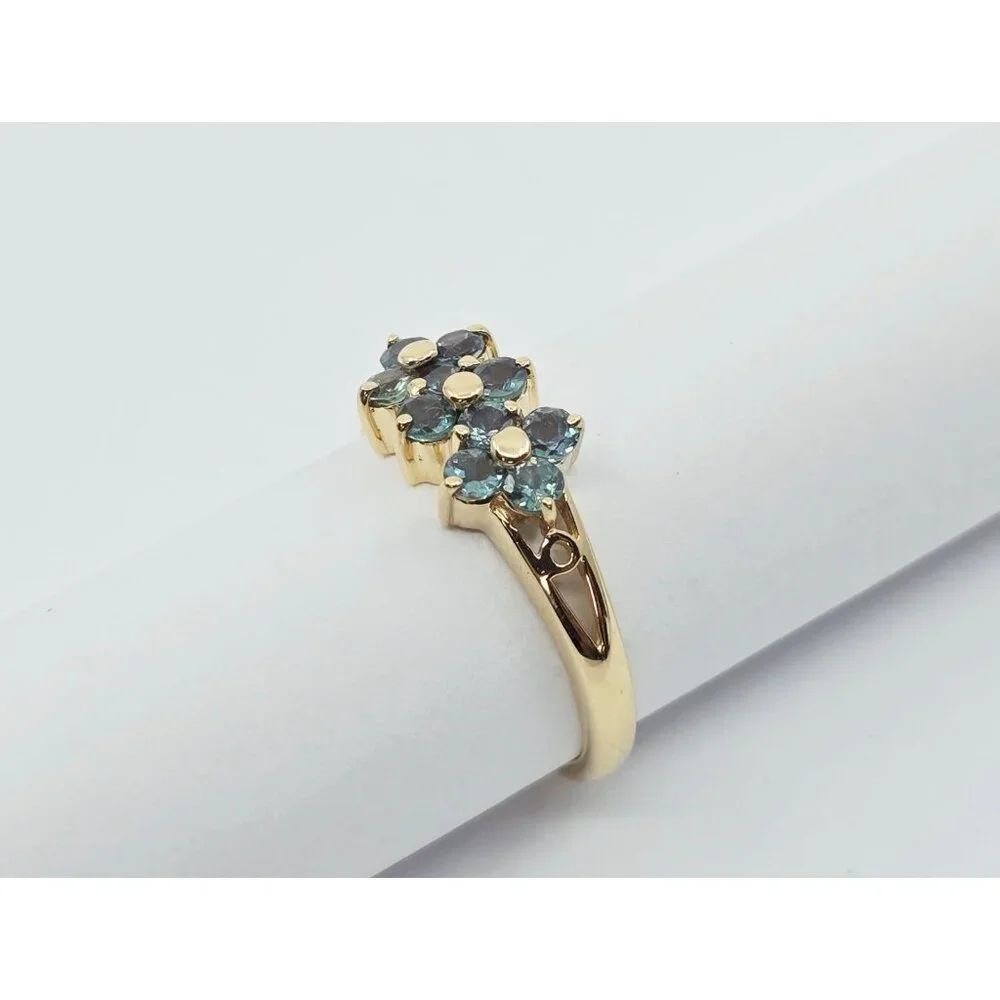 Beautiful 14K Karat Solid Yellow Gold Designer Green Spinel Ring - Size 8